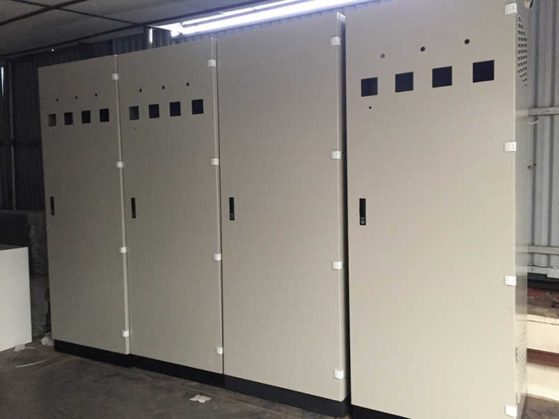 Vỏ tủ điện có nhiều kích thước khác nhau phù hợp để lắp đặt
