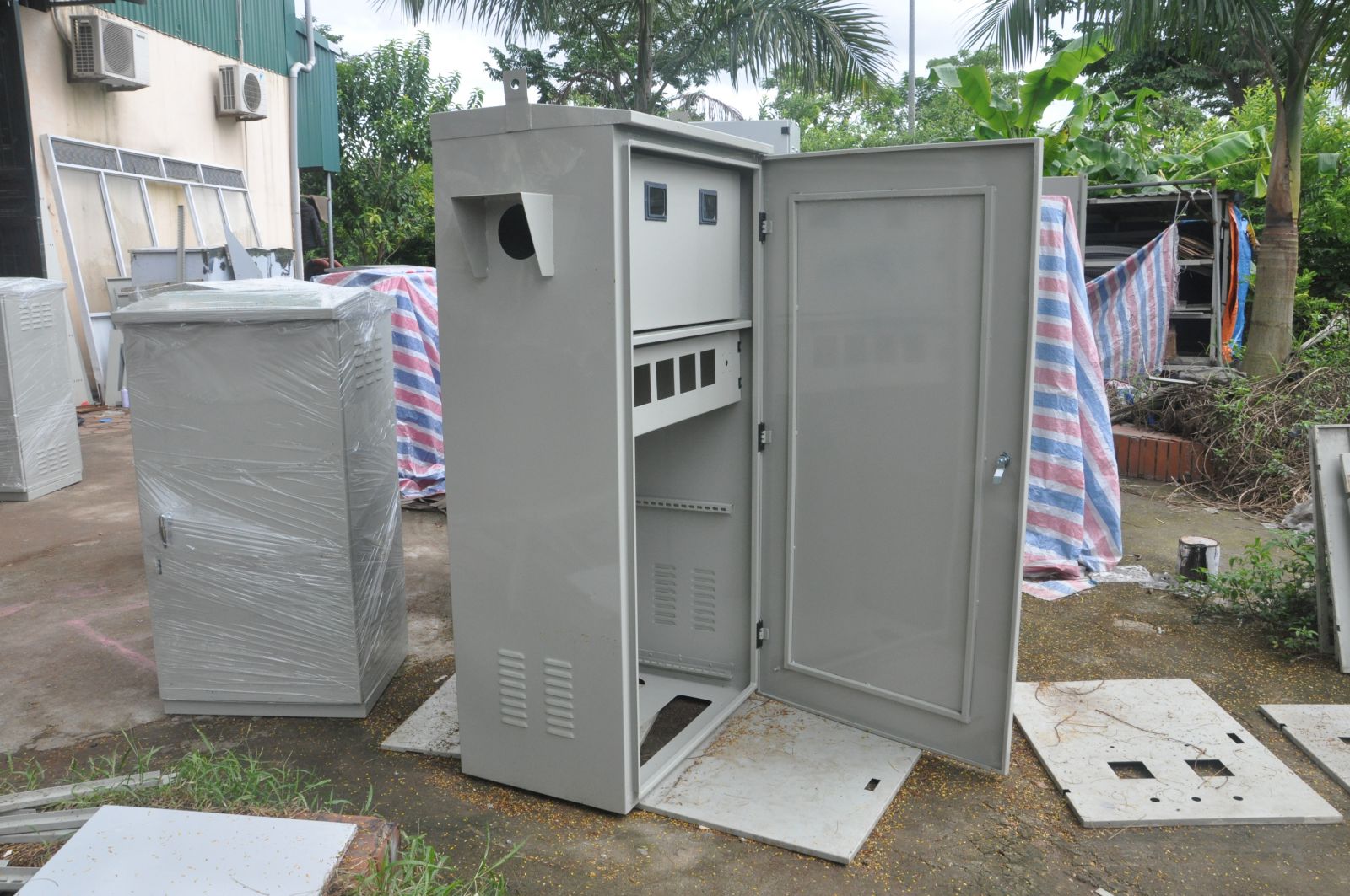 Tủ điện ngoài trời có độ bền bỉ hơn so với những loại tủ điện dân dụng trong nhà