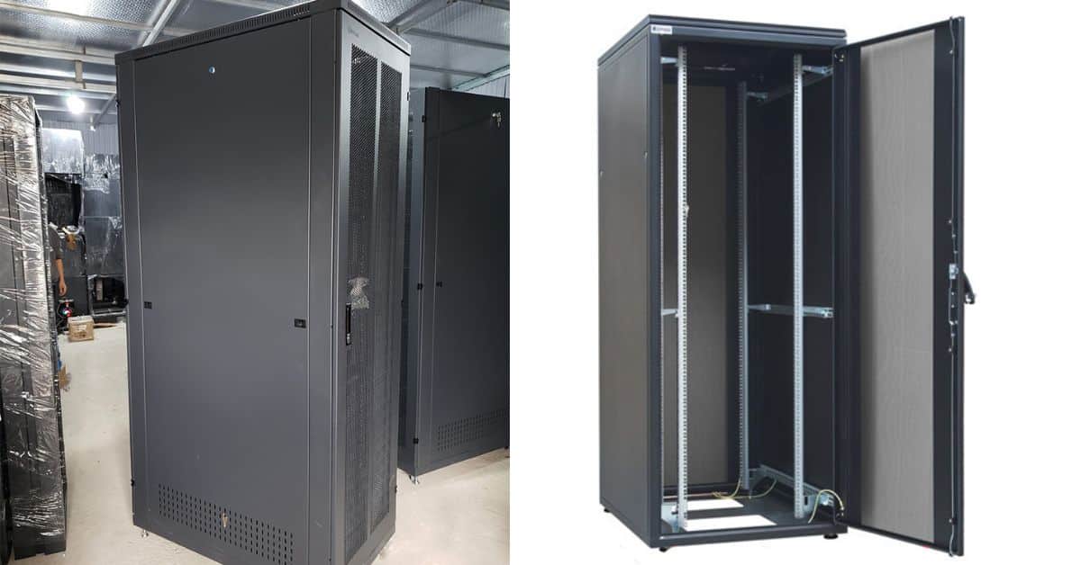 Tủ rack đứng với thiết kế cao và rộng