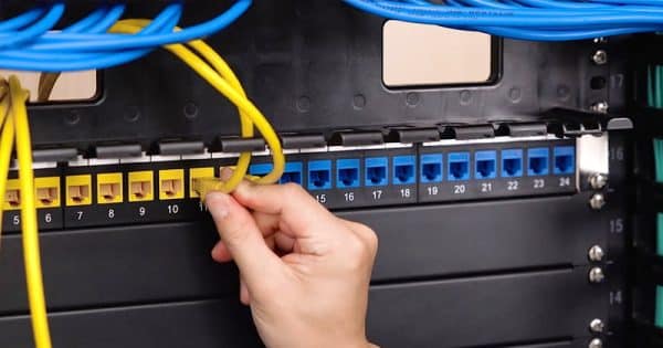Cách đi dây mạng tủ rack và đấu patch panel chuẩn kỹ thuật
