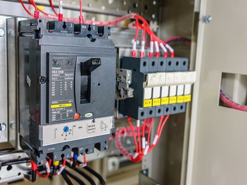 MCCB là gì? Điểm khác nhau giữa MCCB và MCB bạn nên biết 7 Thiết bị MCCB là gì?