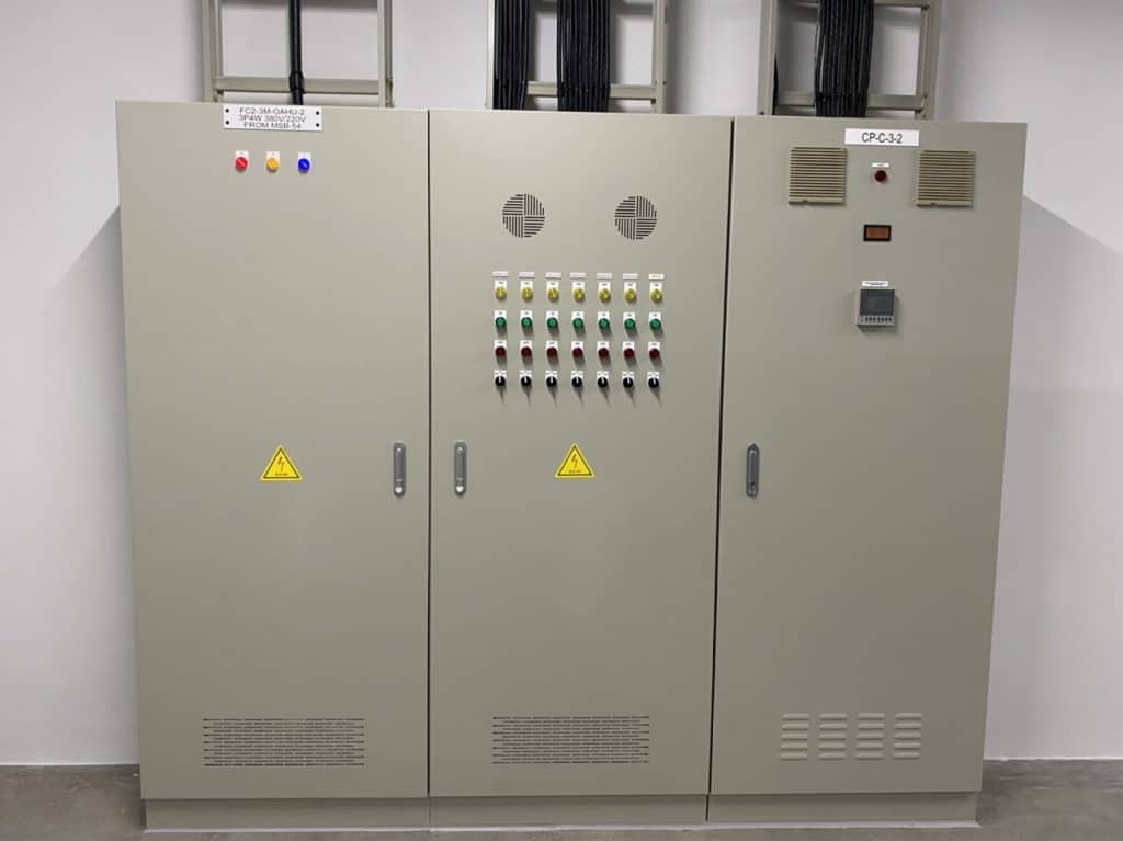 Tủ điện 3 pha là gì? Top 6 loại tủ điện phổ biến nhất hiện nay 26 Tủ điện điều khiển động cơ 3 pha