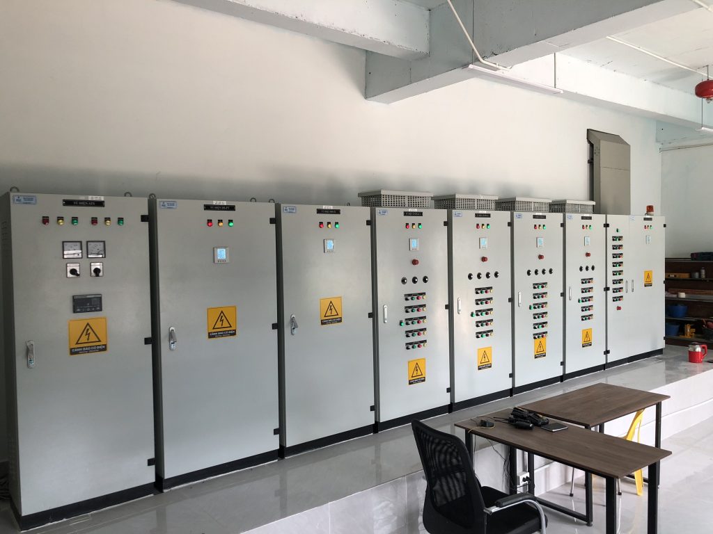 Thiết bị điện hạ thế là gì? Phân loại và vai trò quan trọng 14 Ứng dụng thiết bị điện hạ thế trong gia đình, tòa nhà và nhà máy