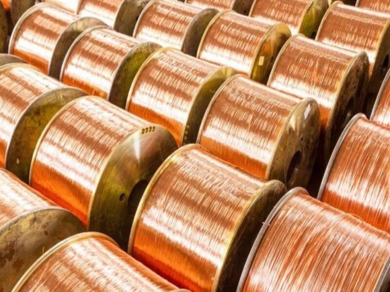 Vật dẫn điện là gì? Cách phân biệt với vật cách điện 10 Cuộn dây đồng dùng trong sản xuất dây cáp điện và tủ điện công nghiệp