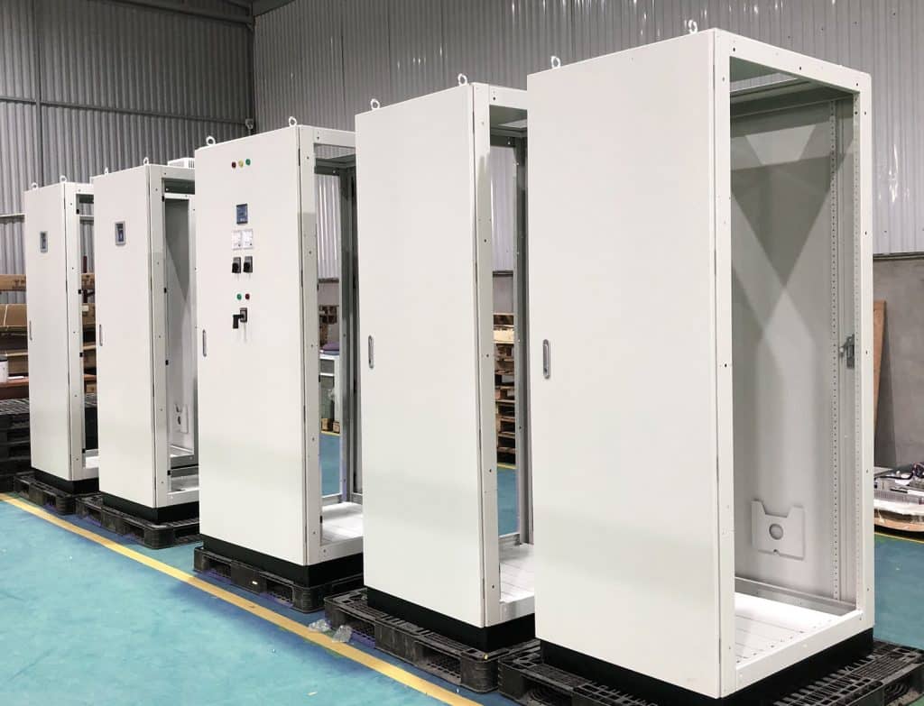 Top 10 công ty sản xuất vỏ tủ điện uy tín, chất lượng 2026 25 3CElectric cung cấp tủ điện công nghiệp, tủ điều khiển và tủ phân phối chất lượng cao.