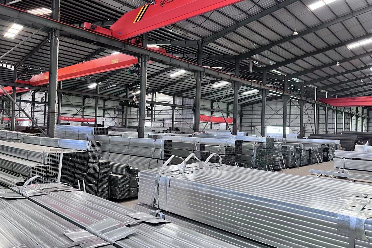 Tole là gì? Phân biệt 6 loại tôn và ứng dụng thực tế